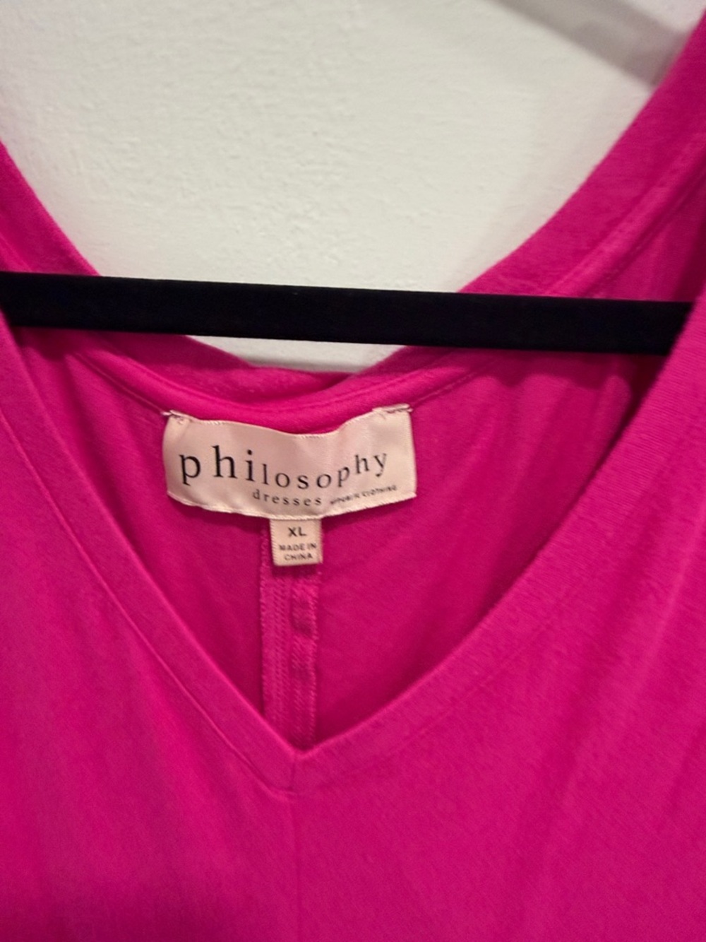 EUC Philosophy Hot Pink V-Neck Cap Sleeve Midi Dress Size XL 16-18 - Picture 3 of 6